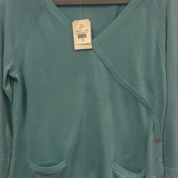 J. Jill NWT Enamel Blue top with Button Details in size small 100% cotton - Picture 10 of 15